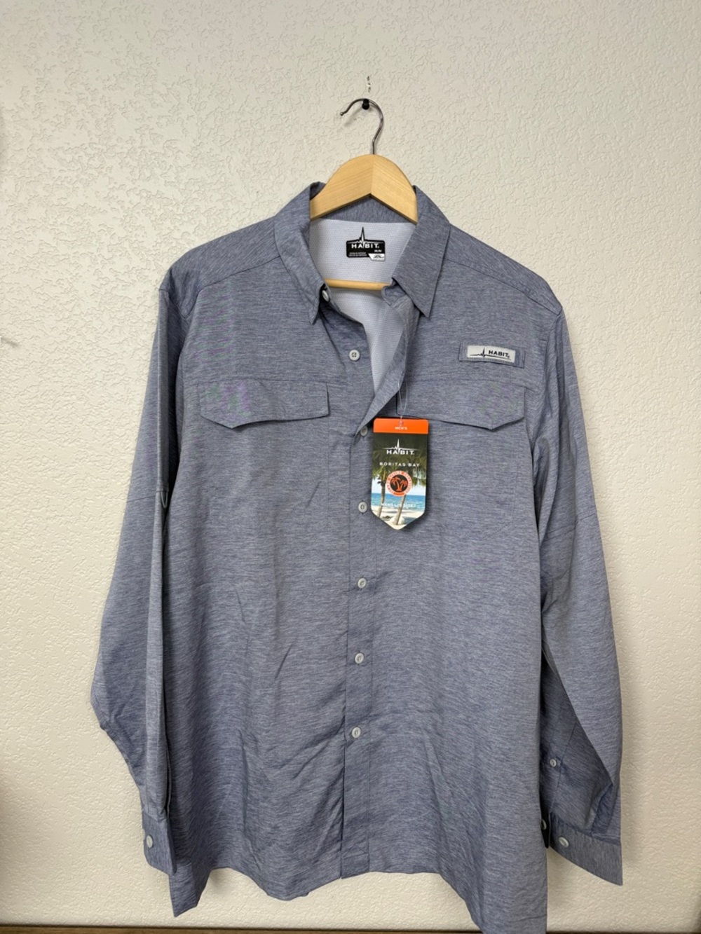 Habit Mens Outdoor Fishing Button Down Shirt Solar UPF 40 Blue Size Medium NWT